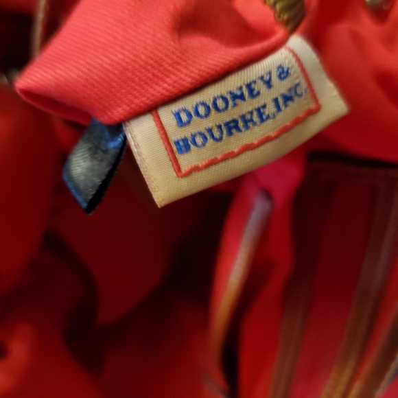Dooney and Bourke suede purse - Picture 3 of 7